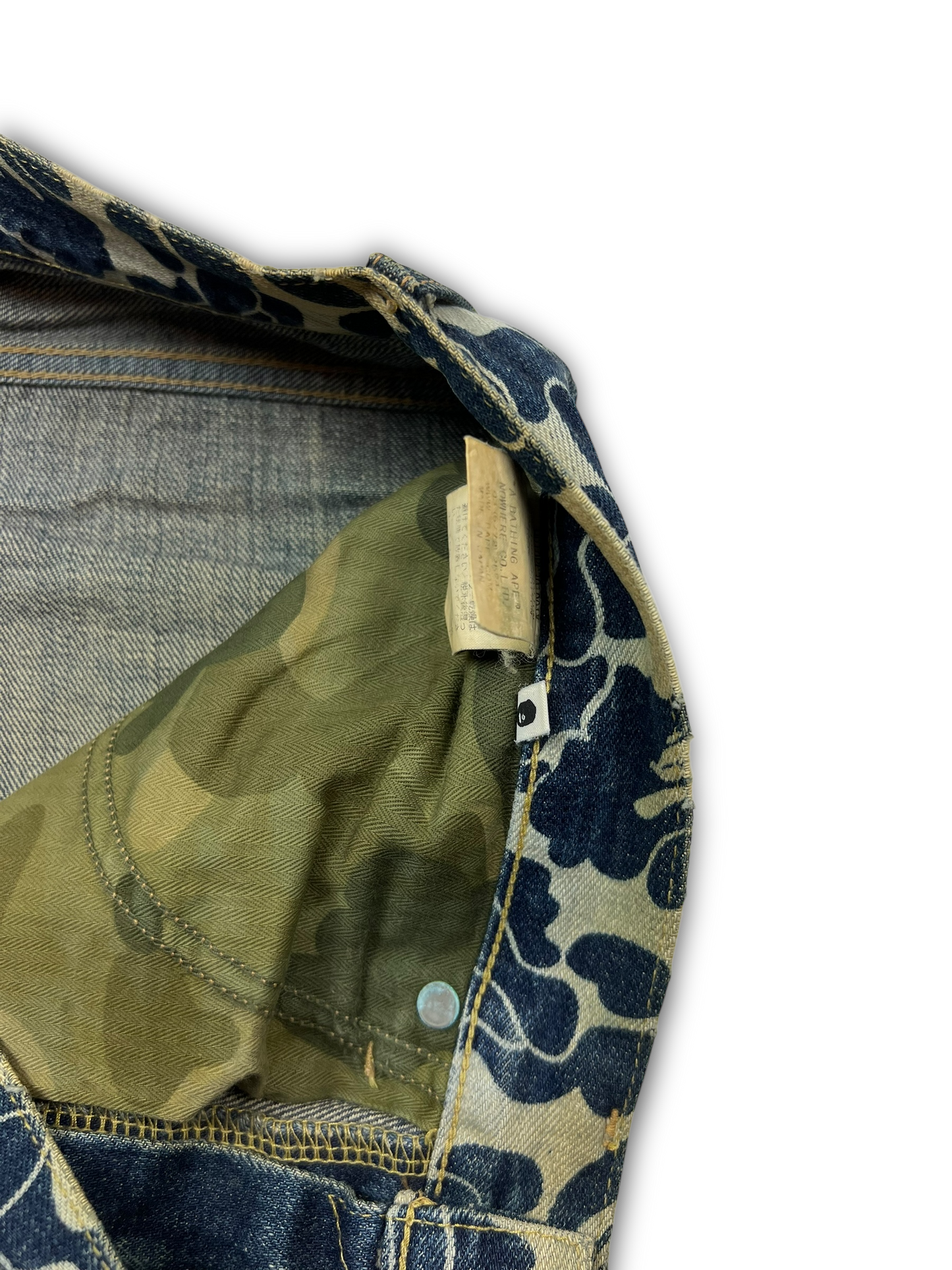 A Bathing Ape Jeans (36)