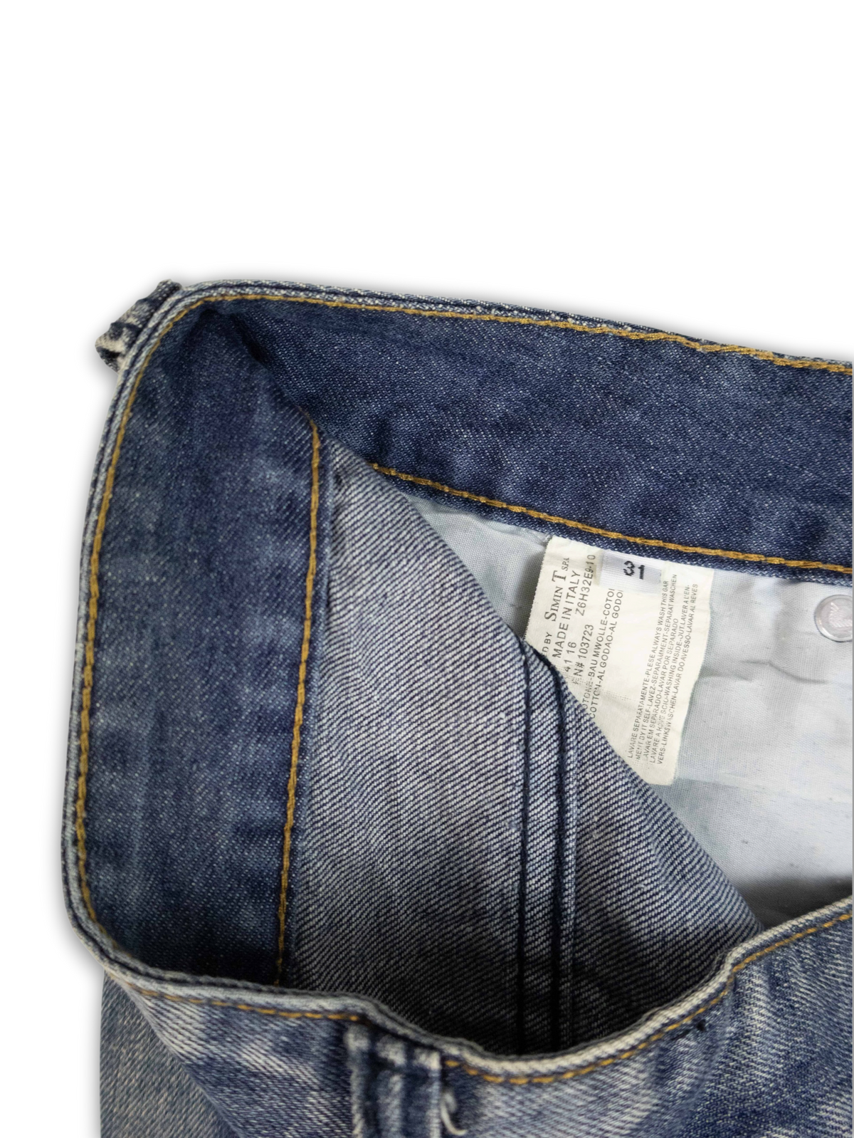 Armani Jeans (31)
