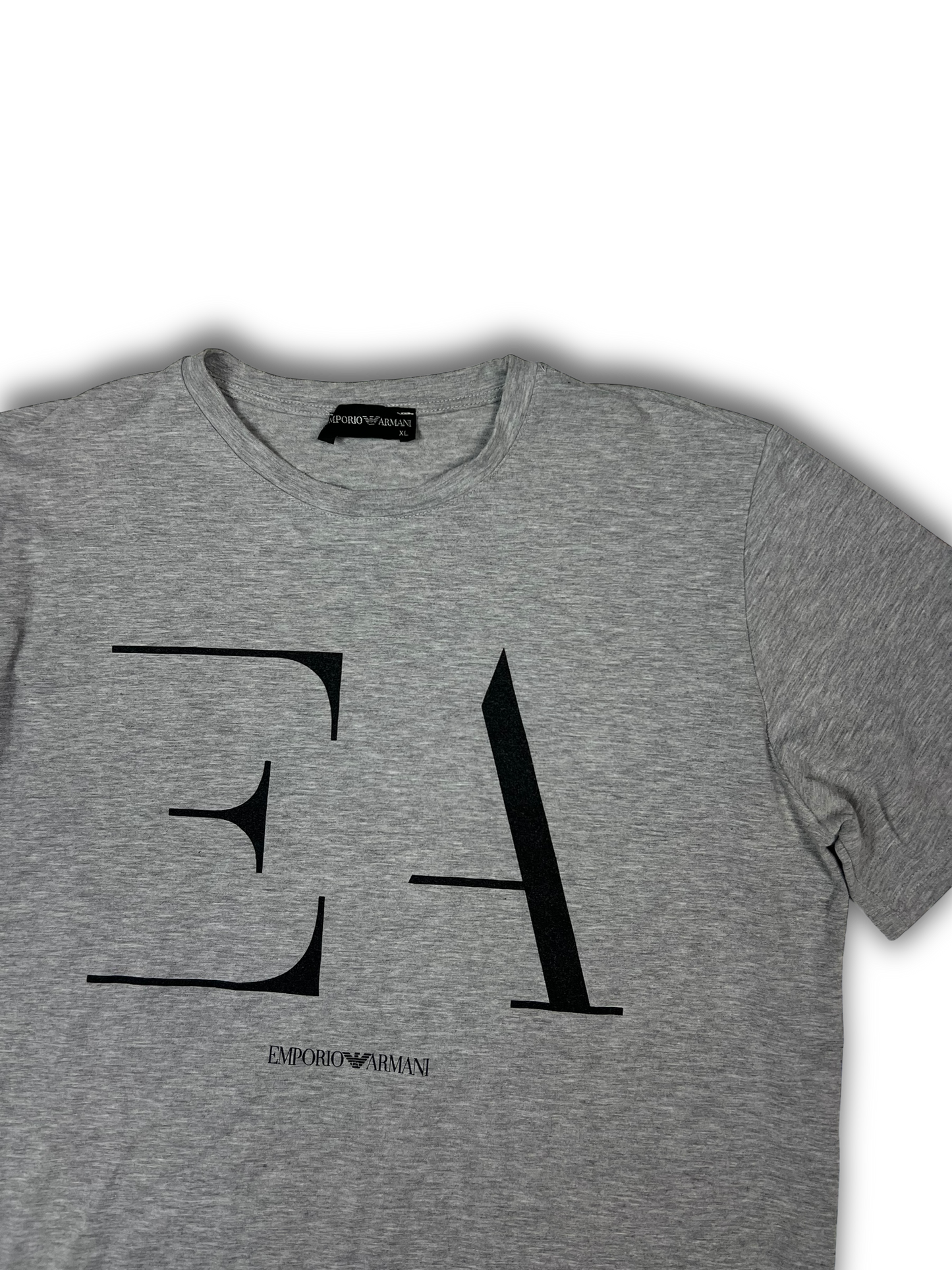 Armani T-Shirt (XL)