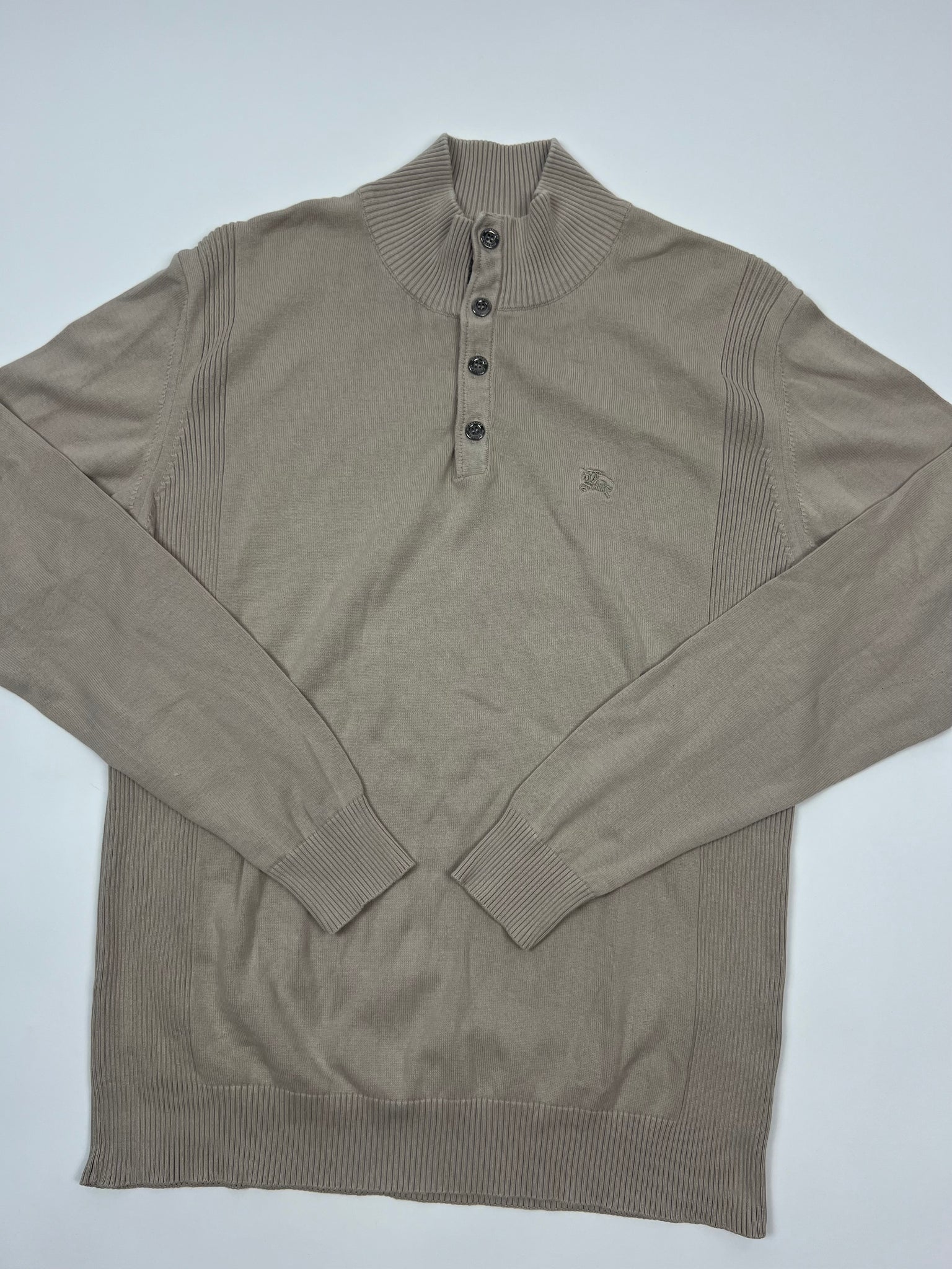 Burberry Longsleeve (XL)