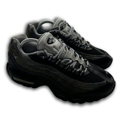 Nike Air Max 95 (42.5)