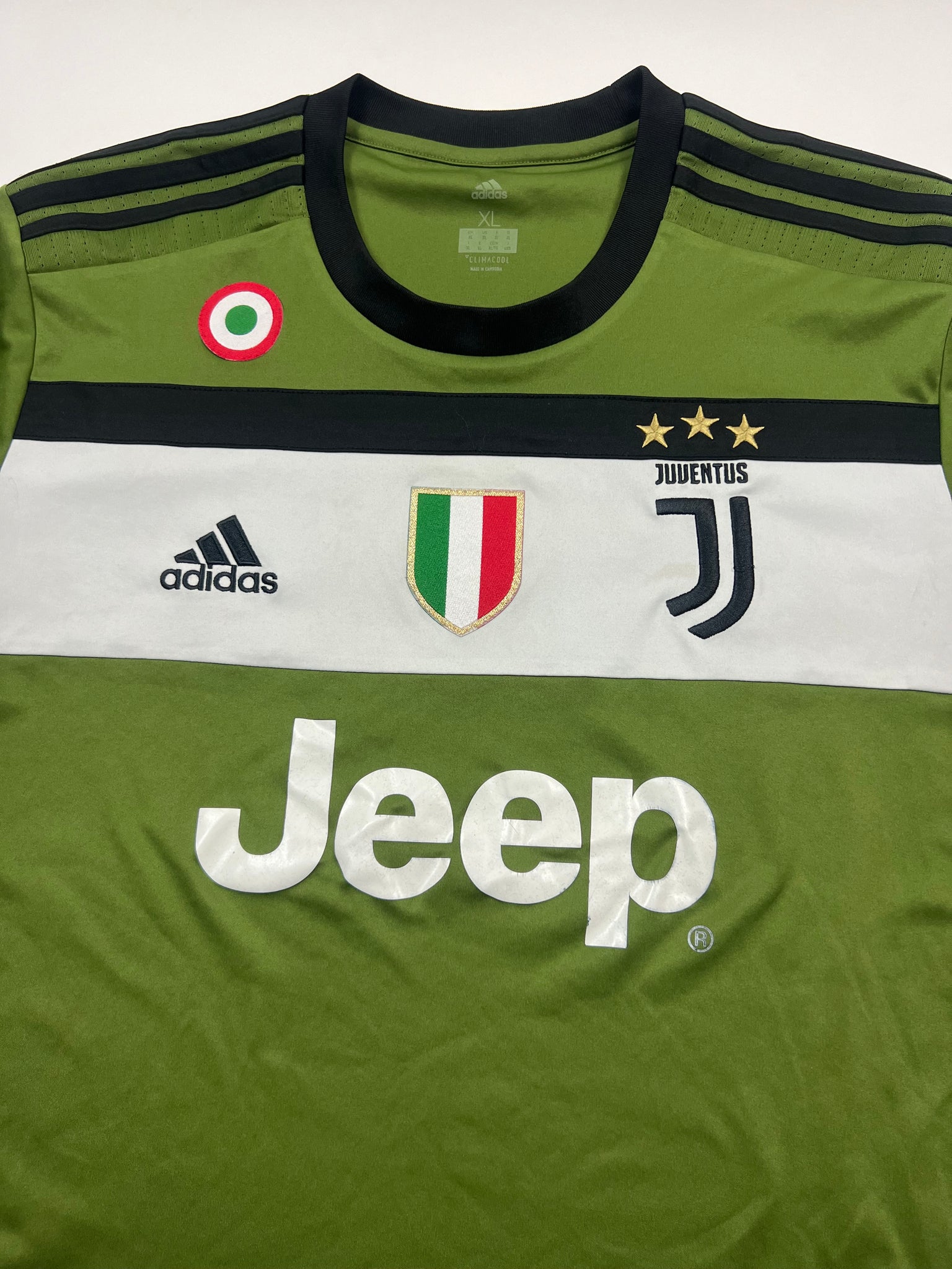 Adidas Juventus Jersey (XL)