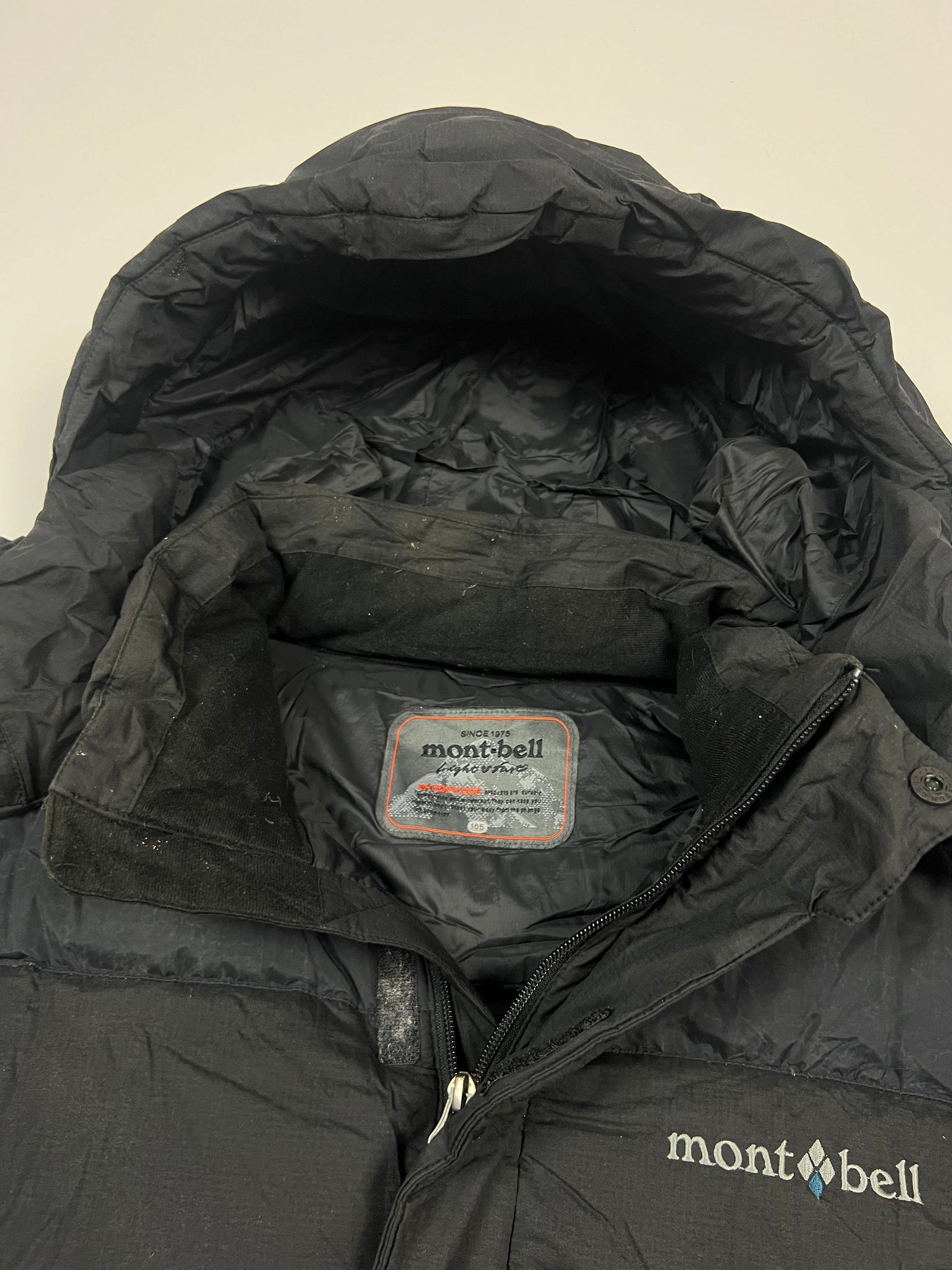 Montbell Puffer Jacket (L)