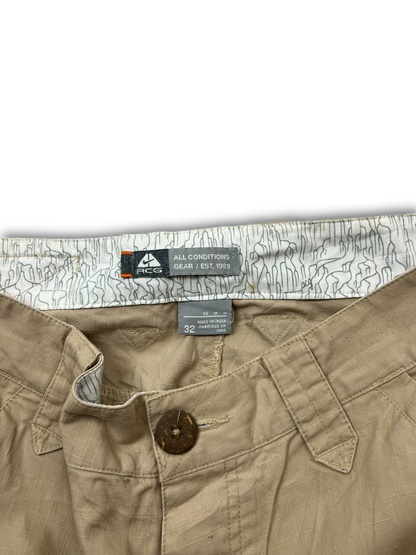 Nike ACG Cargos (M)