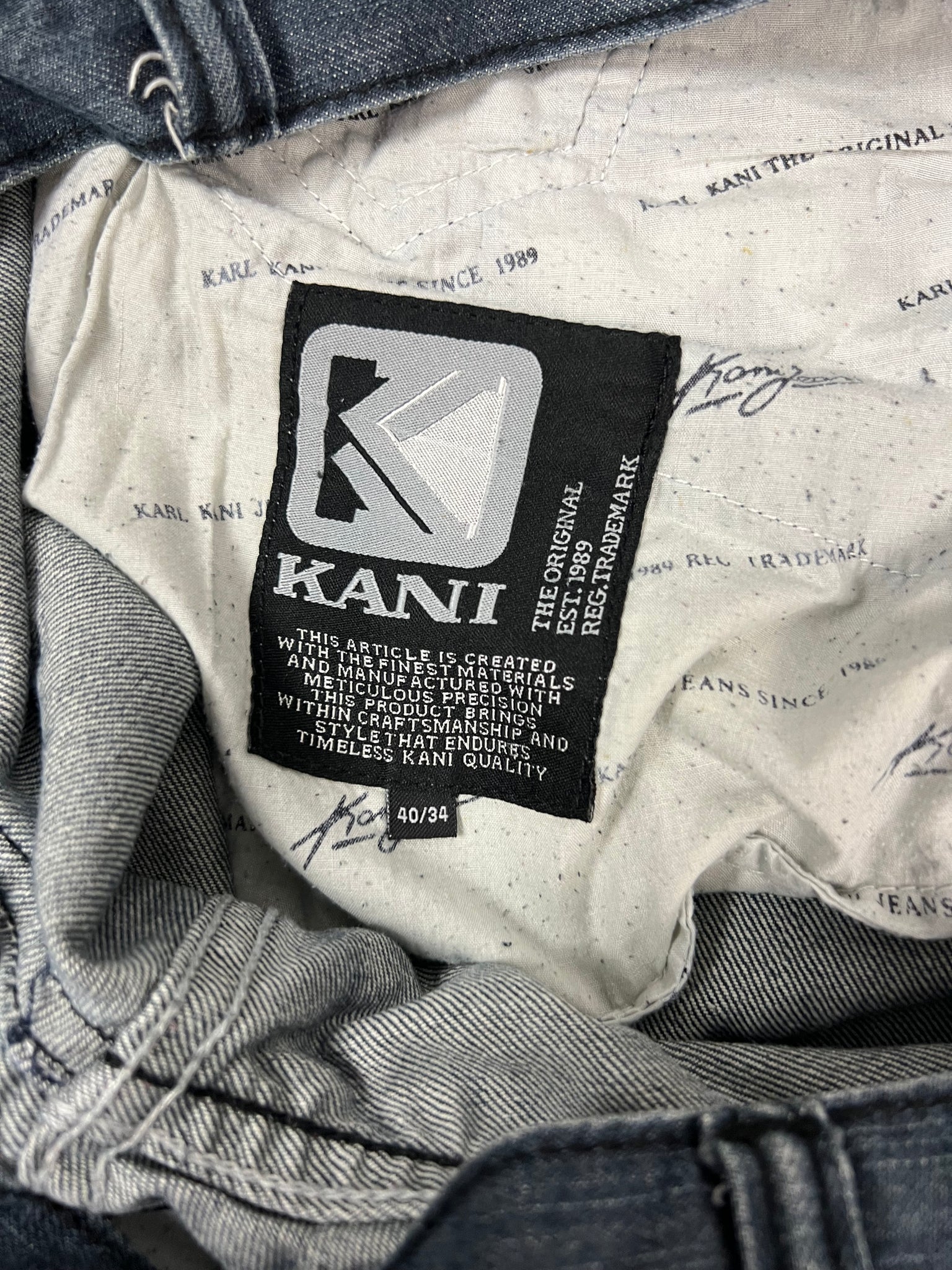 Karl Kani Jeans (40)