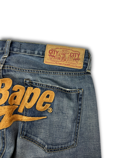 A Bathing Ape Jeans (M)