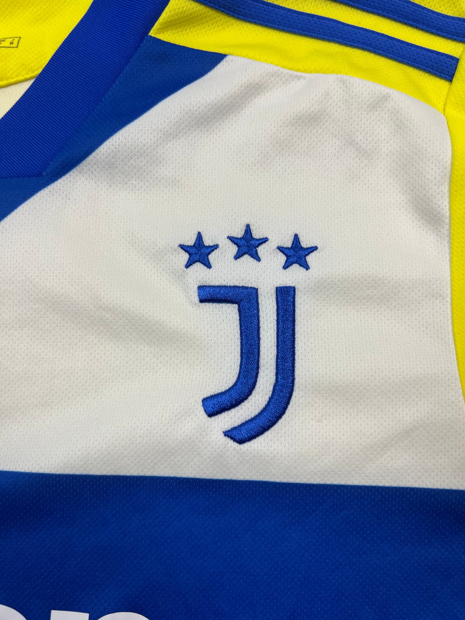 Adidas Juventus Jersey (S)