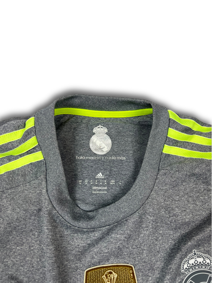 Adidas Real Madrid Jersey (M)