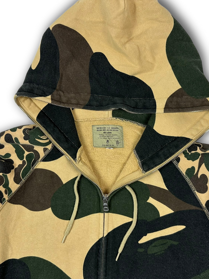 A Bathing Ape Zip Up (M)
