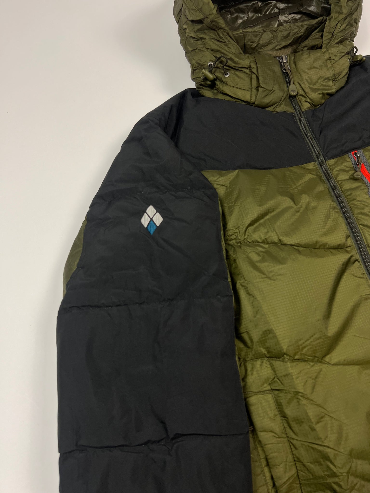 Montbell Puffer Jacket (L)