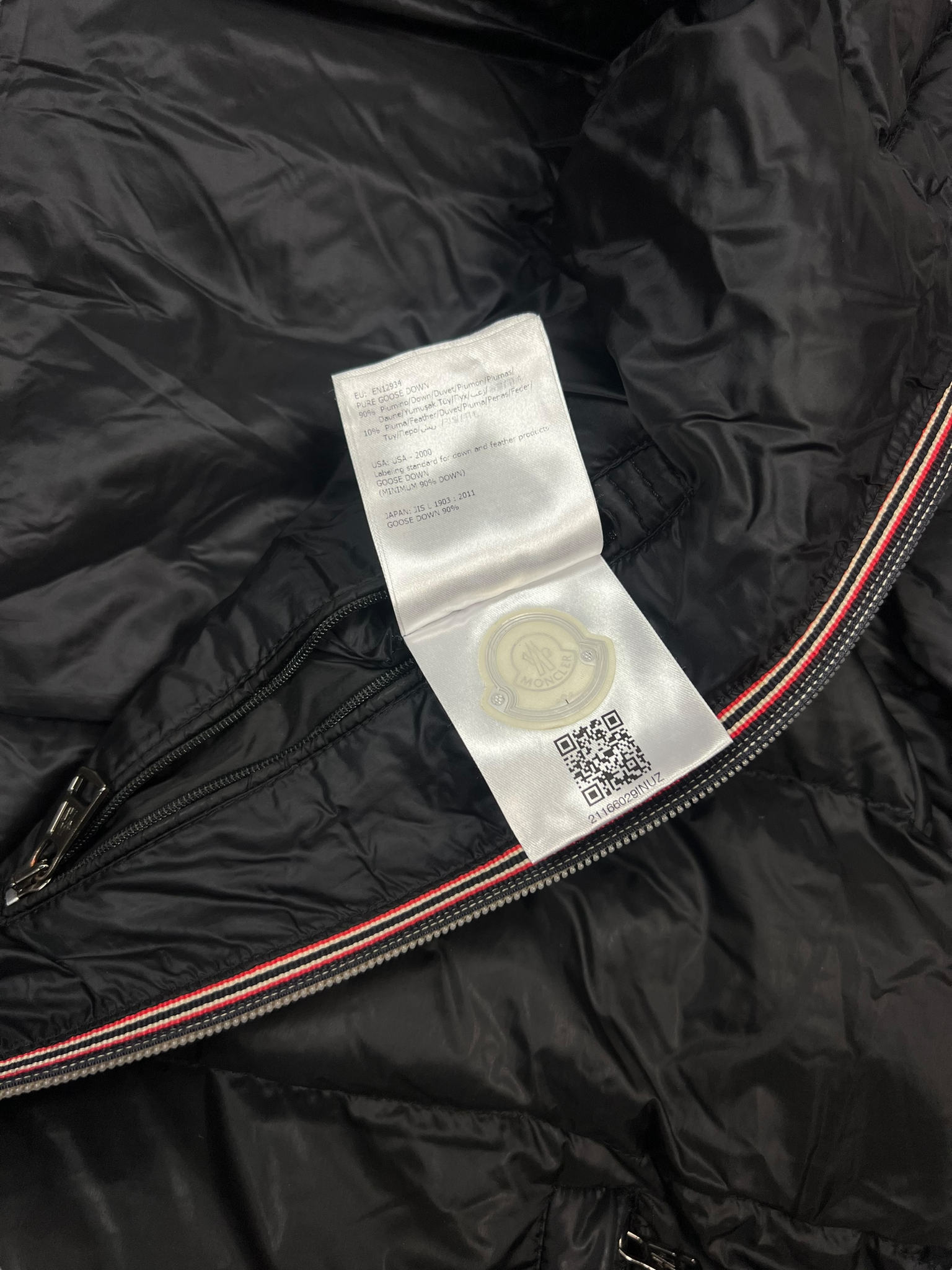 Moncler Puffer Jacket (L)