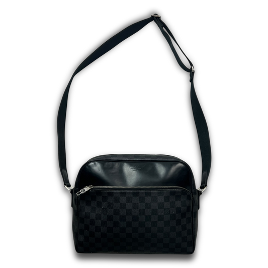 Louis Vuitton Dayton Reporter Damier Graphite MM