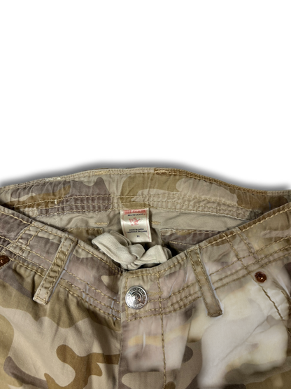 True Religion Cargo Pants (32)