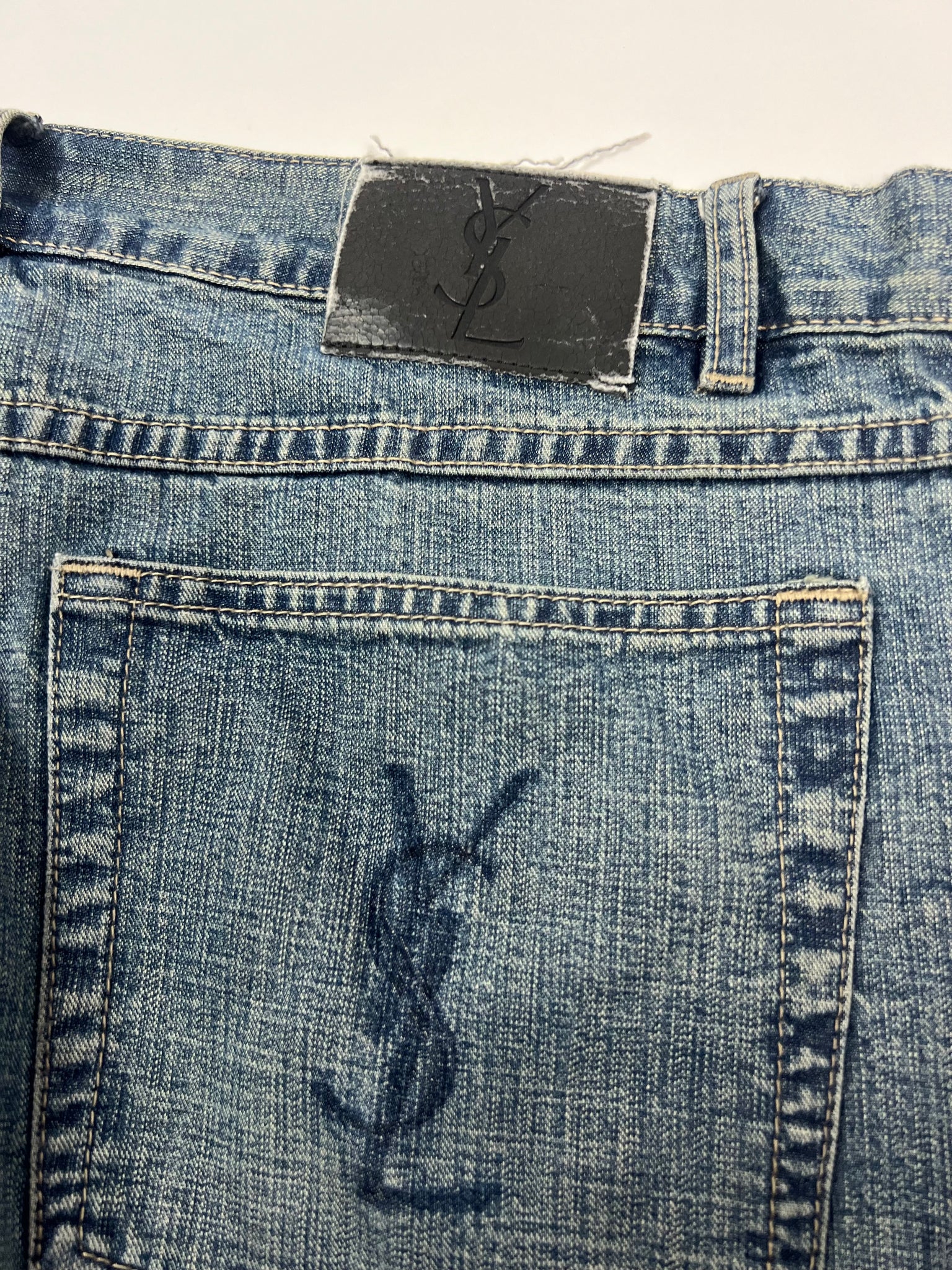 Yves Saint Laurent Jeans (36)