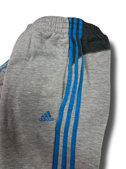 Adidas Tracksuit (L)