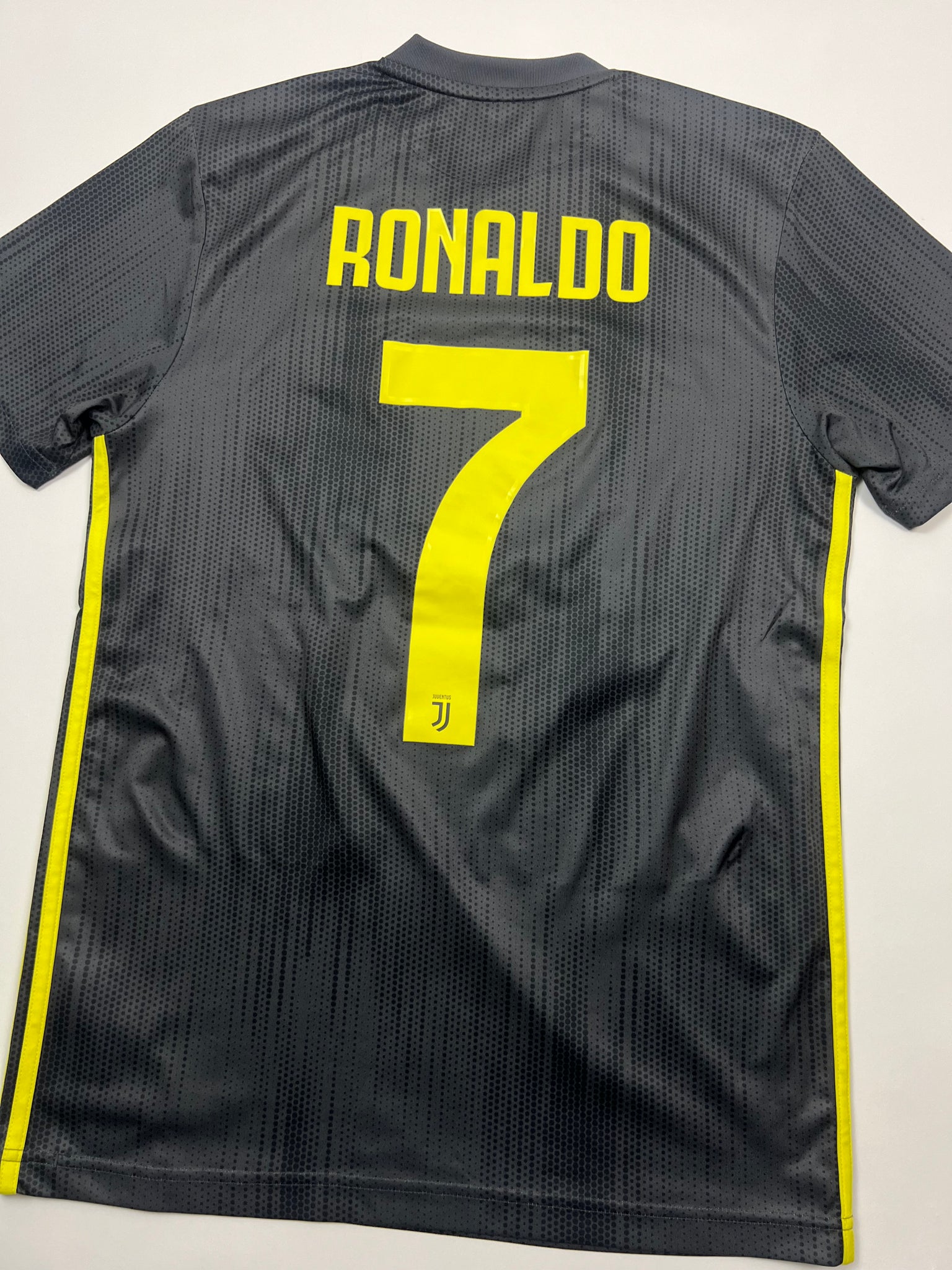 Adidas Juventus Jersey (S)