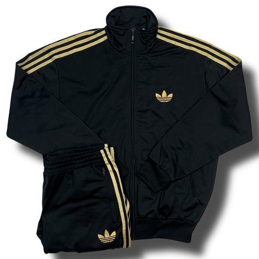Adidas Tracksuit (L)