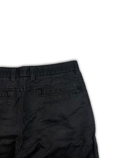 Burberry Shorts (32)