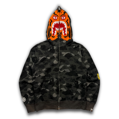 A Bathing Ape Zip Up (M)