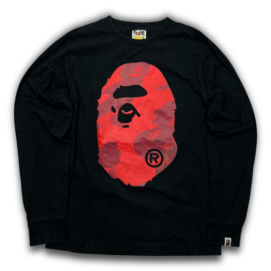 A Bathing Ape Longsleeve (M)