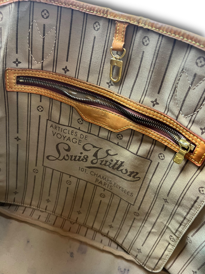 Louis Vuitton Neverfull