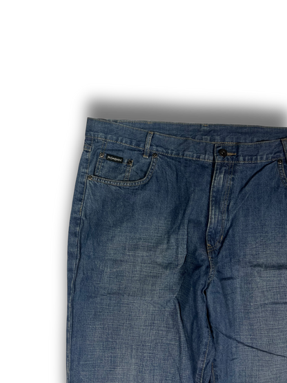 Yves Saint Laurent Jeans (40)