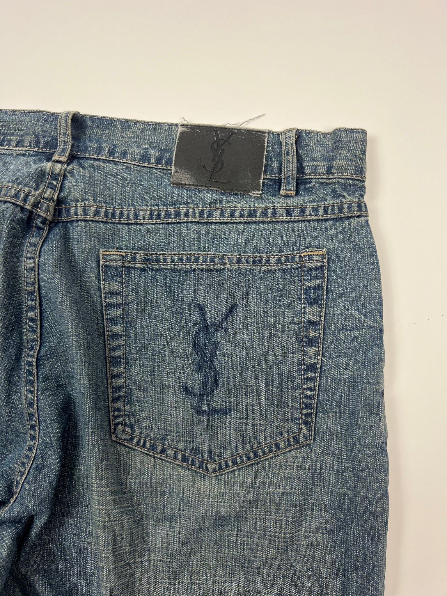 Yves Saint Laurent Jeans (36)