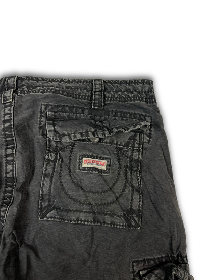 True Religion Cargo Shorts (38)