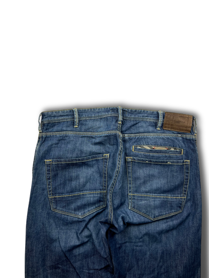 Burberry Jeans (35)