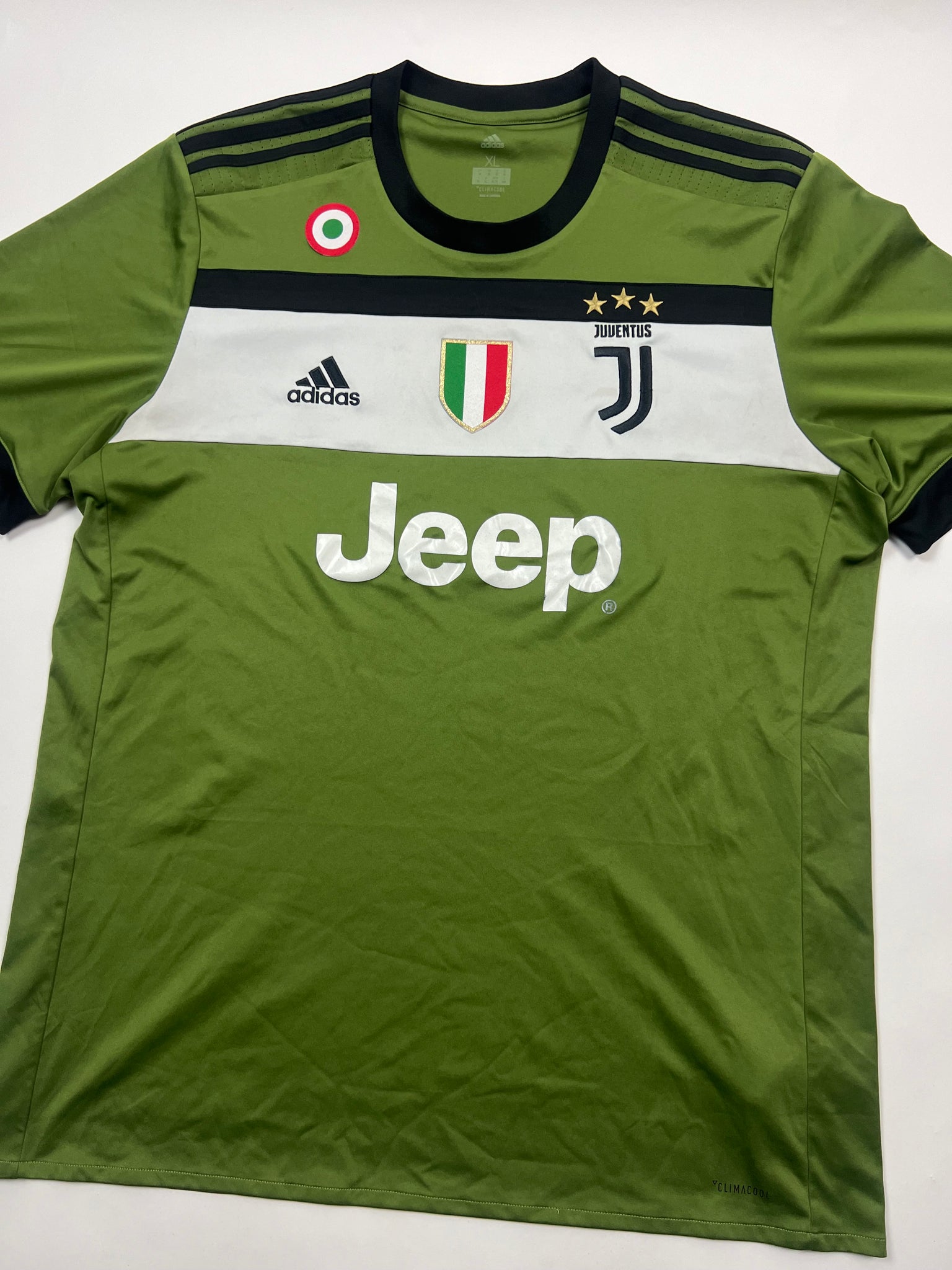 Adidas Juventus Jersey (XL)