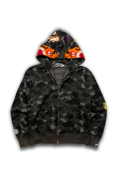 A Bathing Ape Zip Up (M)