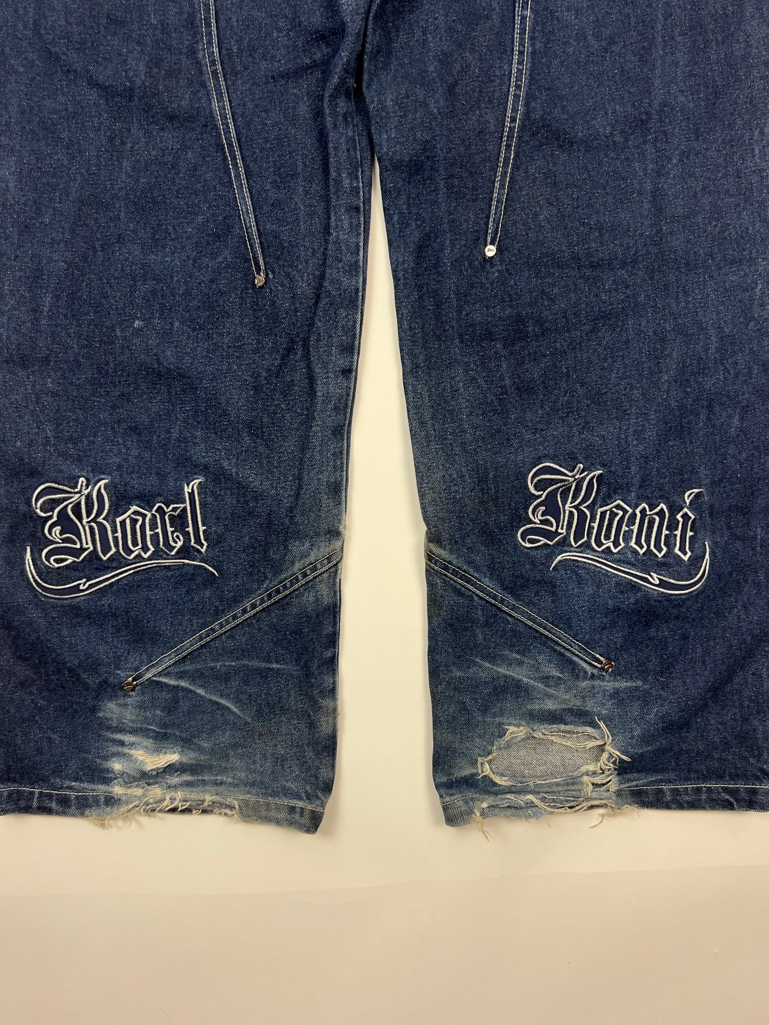 Karl Kani Jeans (36)