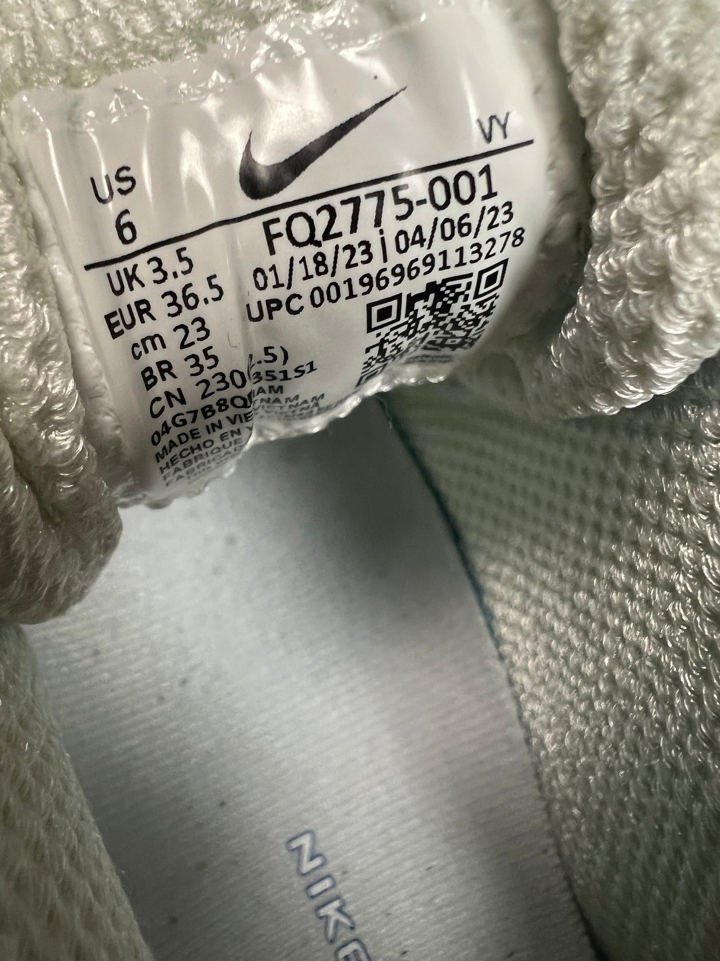 Nike Air Shox (36.5)