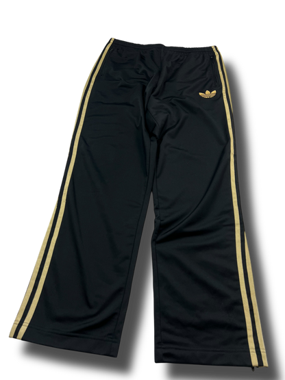 Adidas Tracksuit (L)