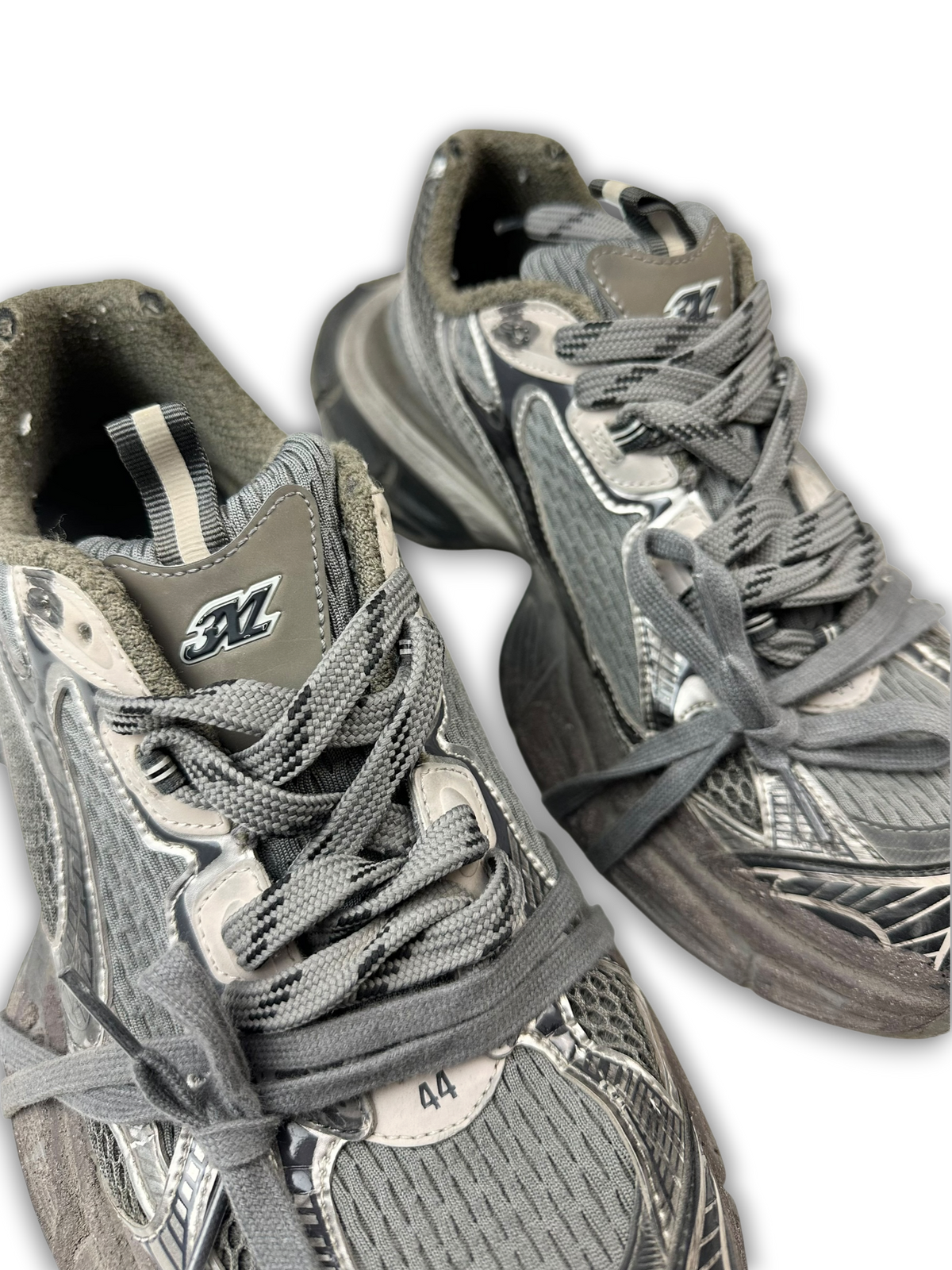 Balenciaga Sneakers (44)