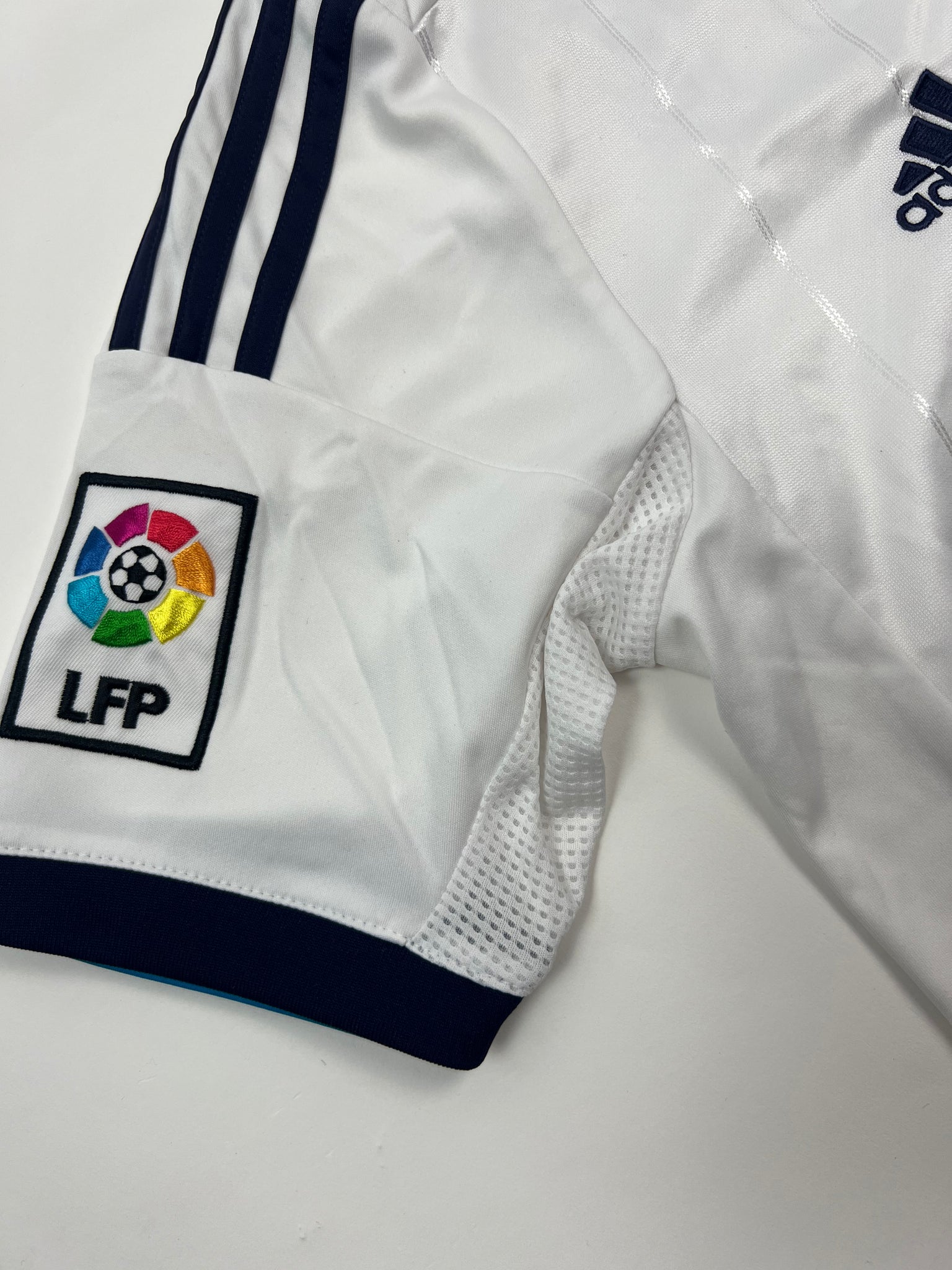 Adidas Real Madrid Jersey (S)